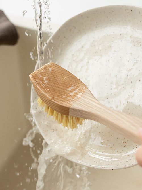 HUMDAKIN Oak Dish Brush - Tampico Accessories 00 Neutral/No color
