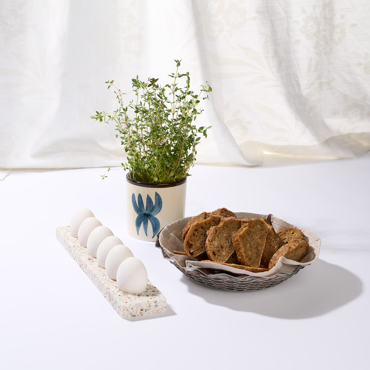 HUMDAKIN Terrazzo Egg Tray Terrazzo