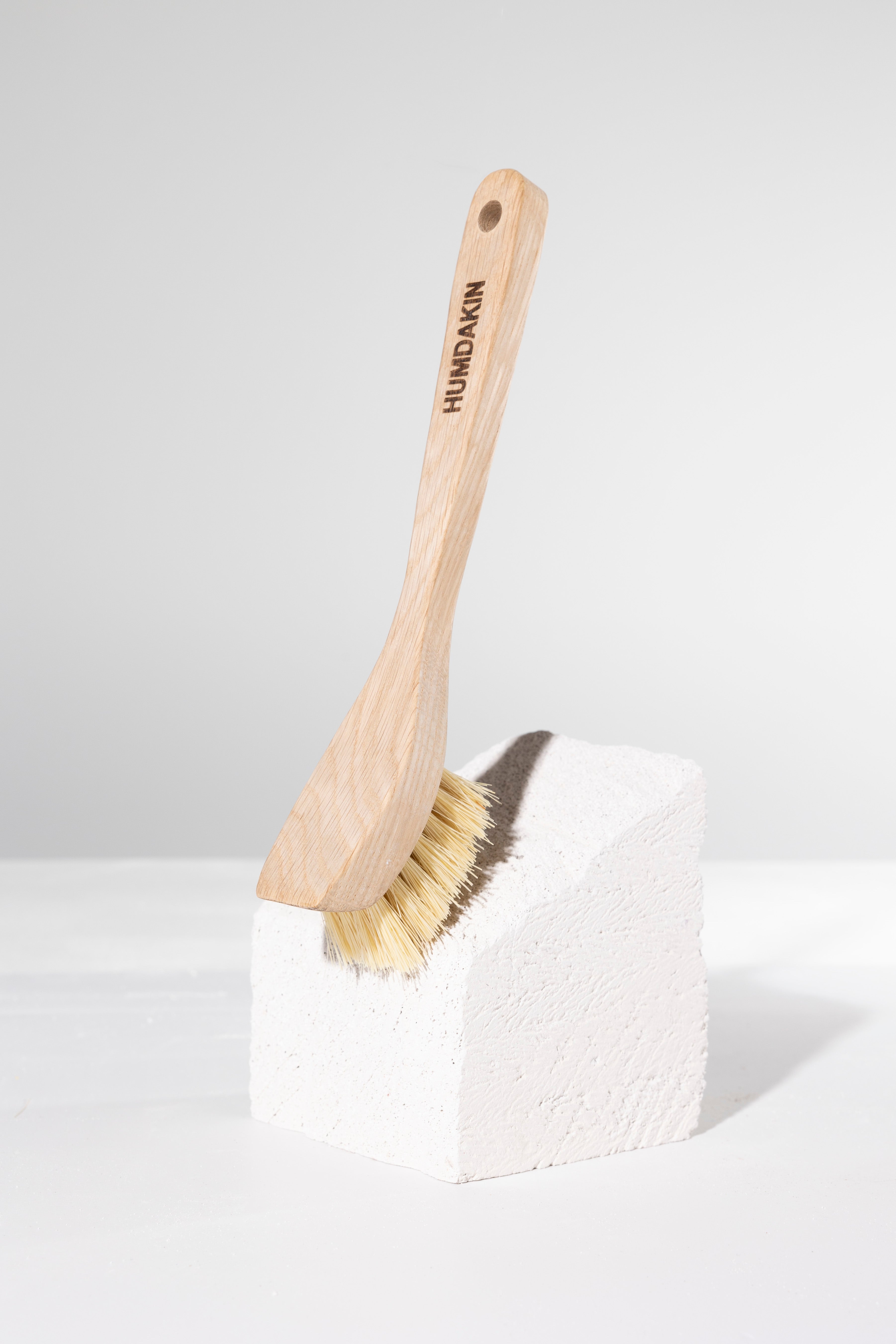 HUMDAKIN Oak Dish Brush - Tampico Accessories 00 Neutral/No color