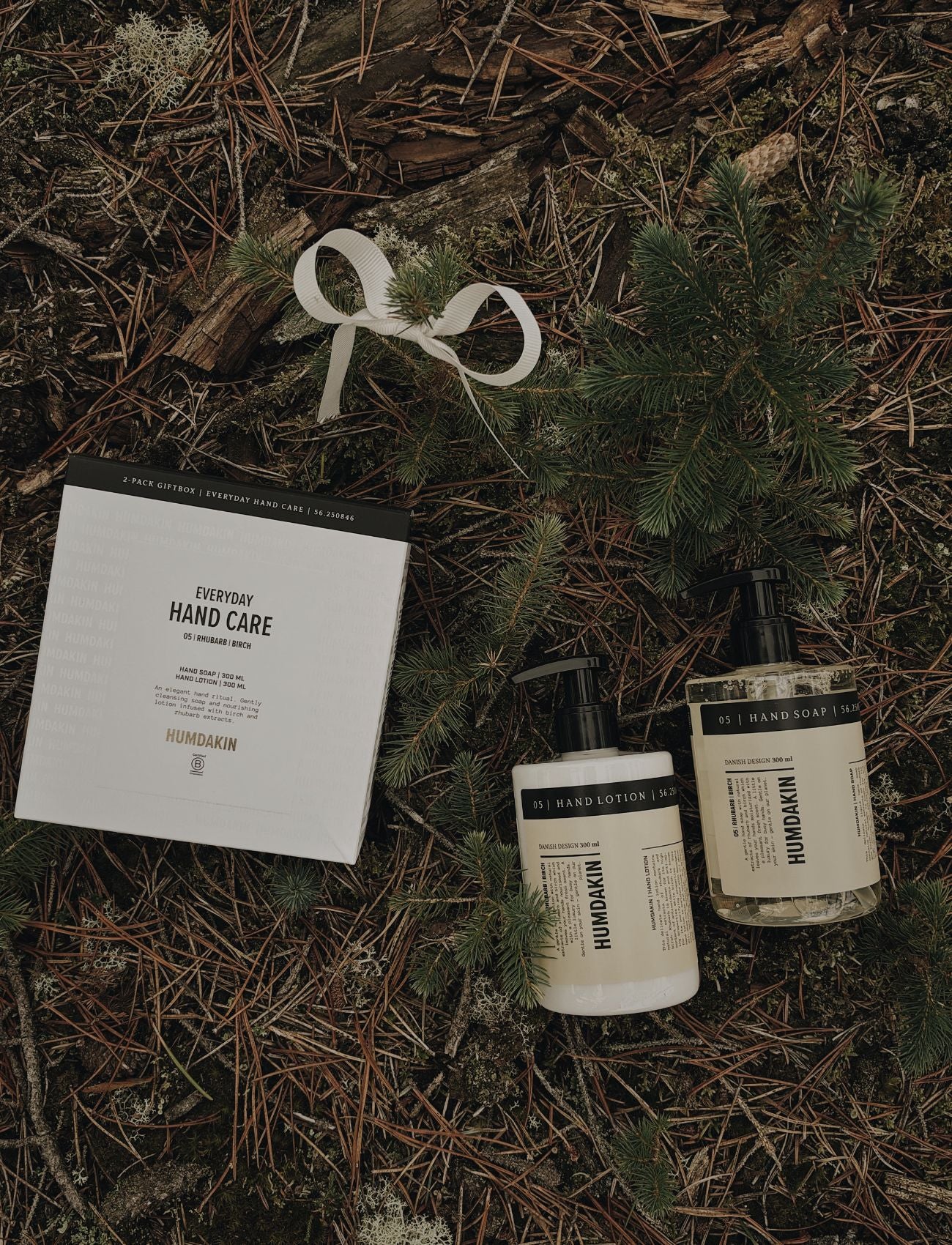 HUMDAKIN Gift Box - 05 Hand Care - Rhubarb & Birch Hand Care