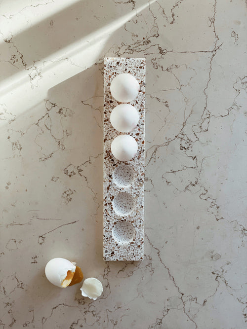 HUMDAKIN Eierplateau Terrazzo