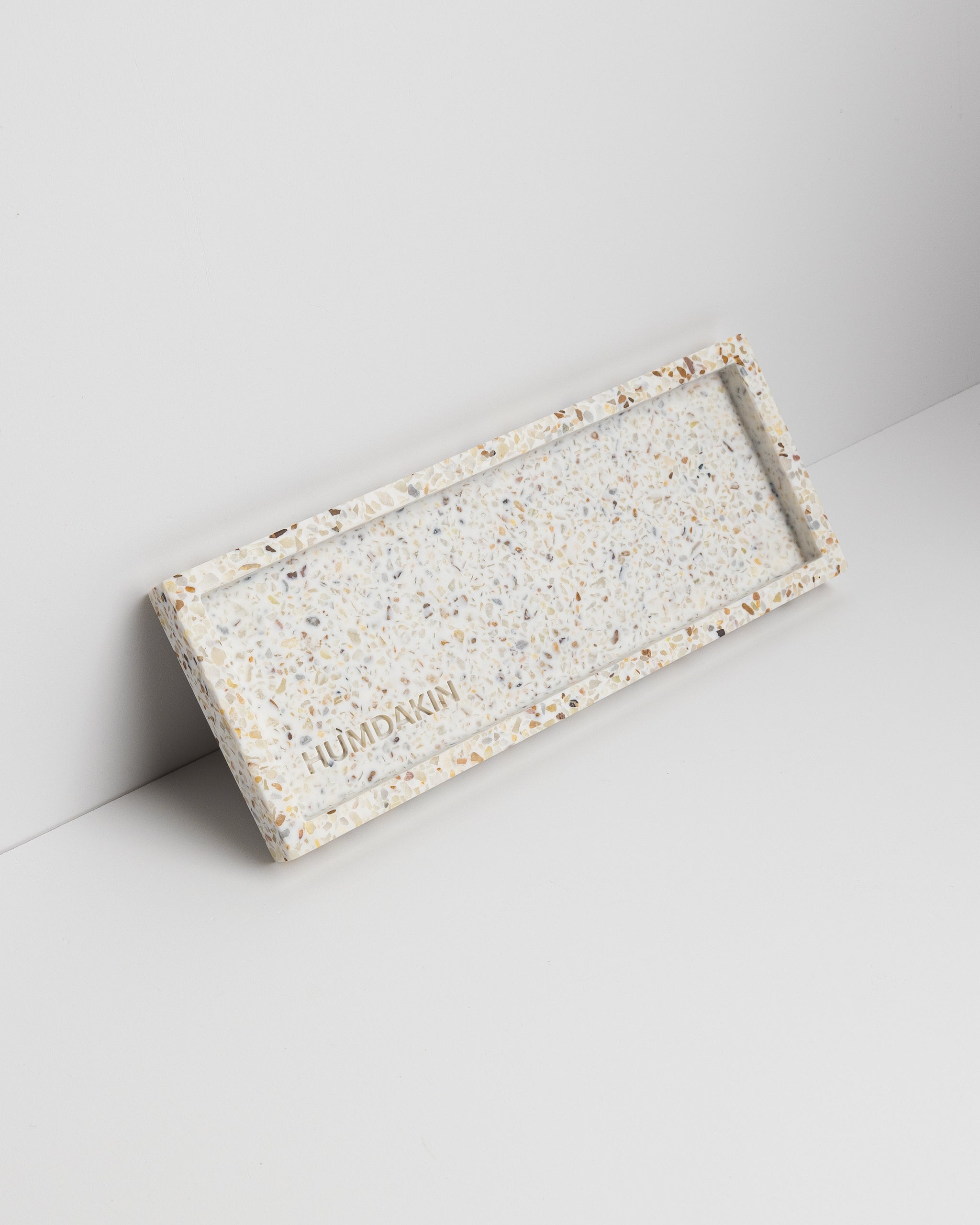 HUMDAKIN Terrazzo Dienblad 10 x 25 cm. Terrazzo 00 Neutraal/Ne kleur